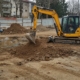 Разработка котлованов мини экскаваторами в стесненных условиях